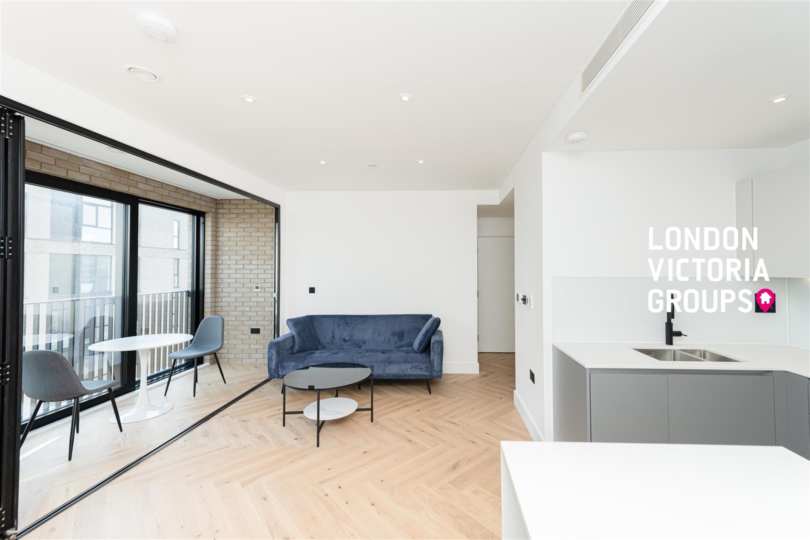 1 bed property in Huntingdon Apartments, 1 Graphite Square, LONDON